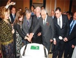 Pakistan Milli Günü'ne “geleneksel” kutlama