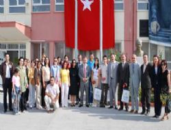 Kazan'da Başarılı Öğrenciler Ödüllendirildi