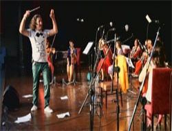 İnteraktif müzikal çoksesli gösteri