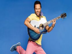 Eski mekanında tekrar sahnede