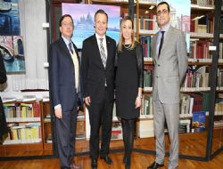 Gökmen'in kapıları sanatseverlerle buluştu