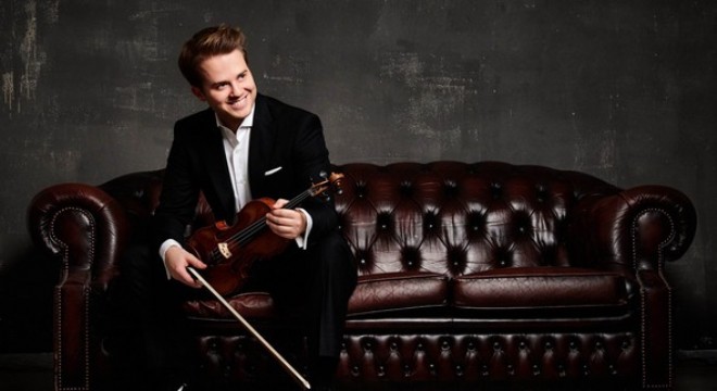 250 yıllık kemanla sahnede