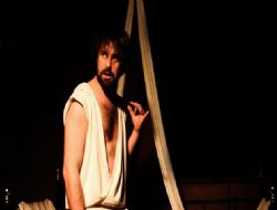 Çirkin'in gala günü