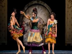 Külkedisi parmak ucunda