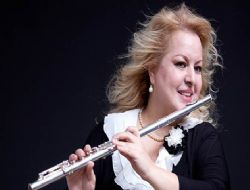 Aviral'den flüt dinletisi