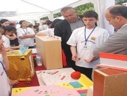 Ayaşlı öğrenciler bilim şenliğinde