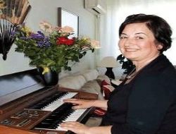 Zirveye uzanan zor ve renkli yol