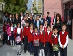 Velilerden okula boykot