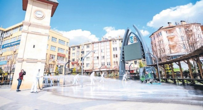 Akyurt'ta vatandaşlara el dezenfektanı