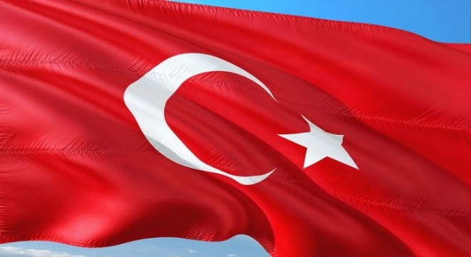Ankara'da trafik kazasına müdahale sırasında aracın çarptığı astsubay şehit oldu