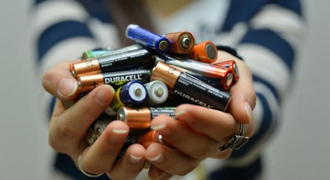 Atık pilde okullar yarışıyor