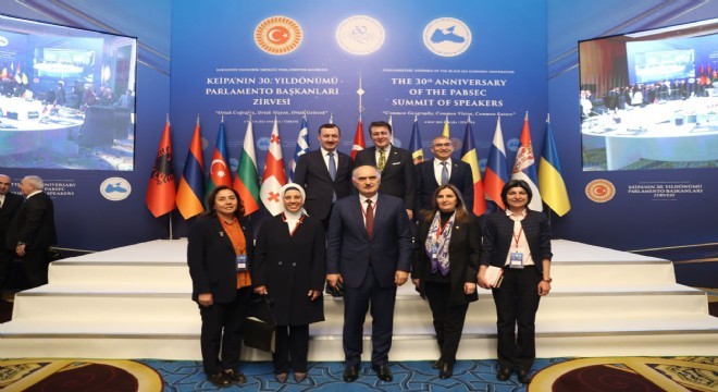 Aydemir: ‘Cumhurbaşkanımızla gurur duyuyoruz'