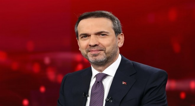 Bakan Bayraktar, Rami Kütüphanesi'nde gençlerle buluştu
