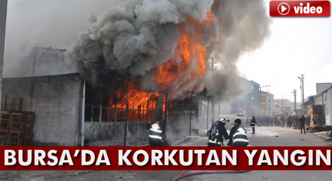 Bursa'da mobilya fabrikası küle döndü