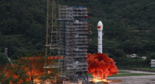 Çin, küresel navigasyon ağı BeiDou'nun son uydusunu da fırlattı