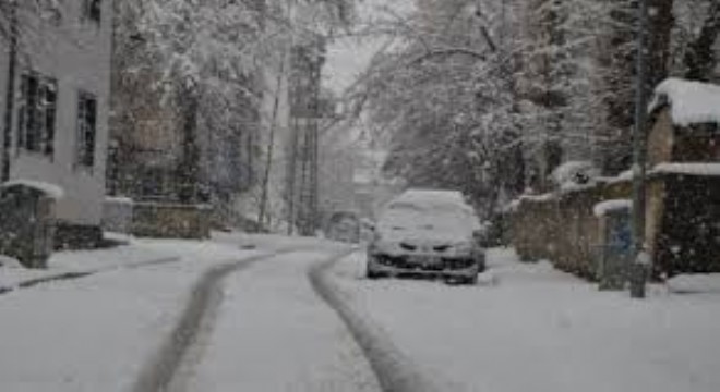 Doğu'da Kar Yağışı Hayatı Olumsuz Etkiledi