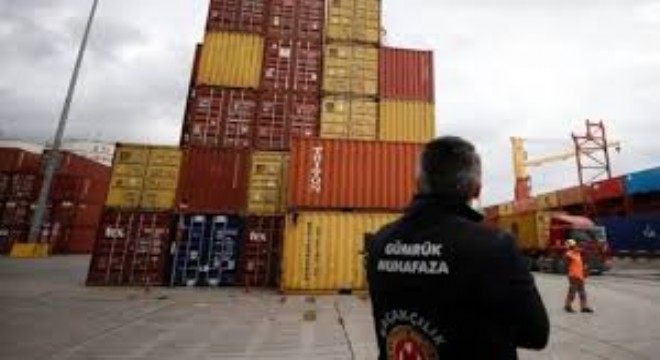 Gümrüklerde 7 Ayda 41,7 Milyar Liralık Kaçak Eşya Ele Geçirildi