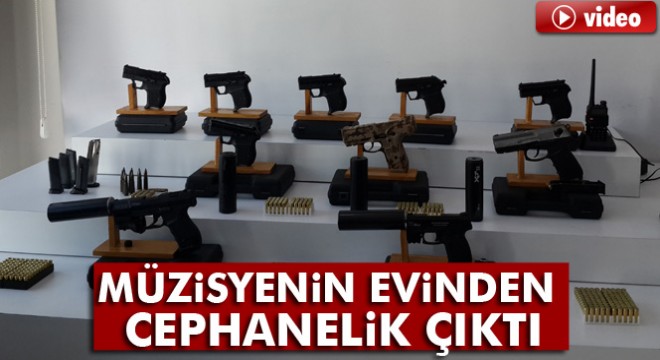 İstanbul'da bir müzisyenin evinde silahlar ele geçirildi