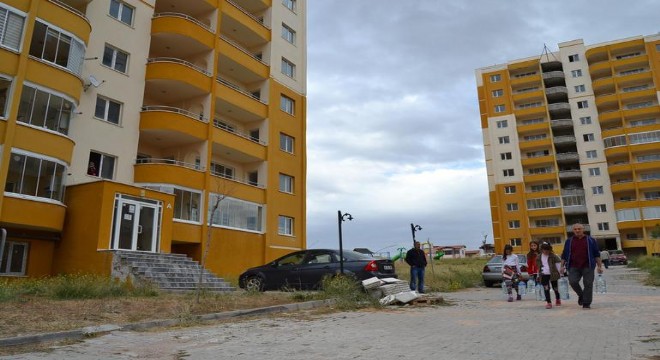 Mağdur ailelerin elektrik ve su isyanı