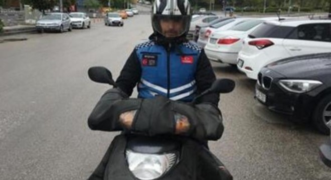 Önüne gelen motosikletli kurye olamayacak