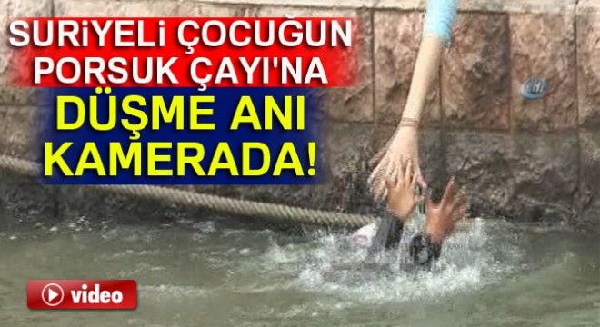 Suriyeli çocuğun Porsuk Çayı'na düşme anı kamerada