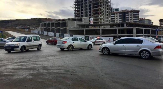 Tek ışık otomobil farları