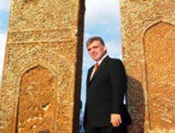 Gül: Mem u Zin de bizim!