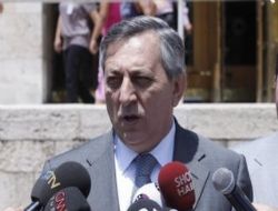 'BAŞBAKAN DARBEYLE KORKUTUYOR'