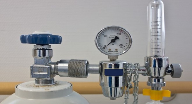 Çinli üreticiler, Hindistan'a oksijen cihazı yetiştirmek için fazla mesai yapıyor